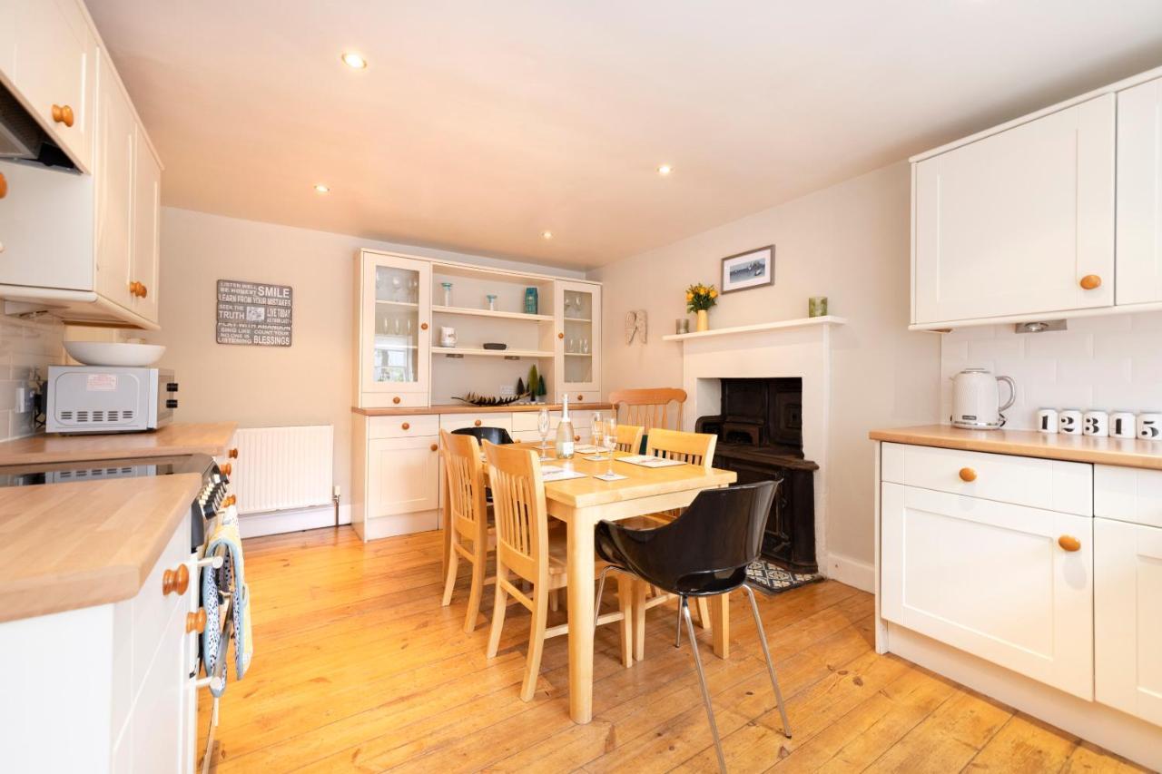 2 Bed Haywood Cottage With Garden Stenton Екстериор снимка