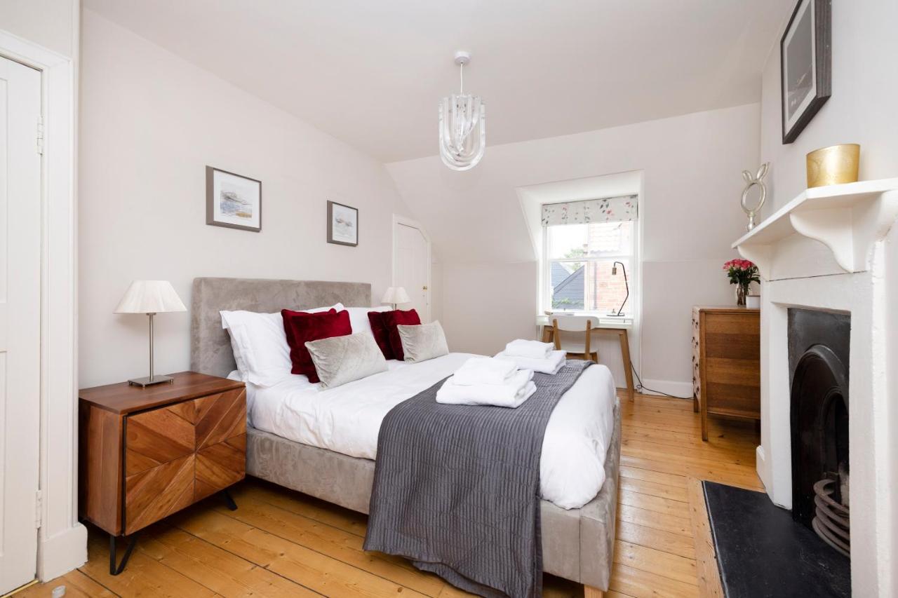 2 Bed Haywood Cottage With Garden Stenton Екстериор снимка