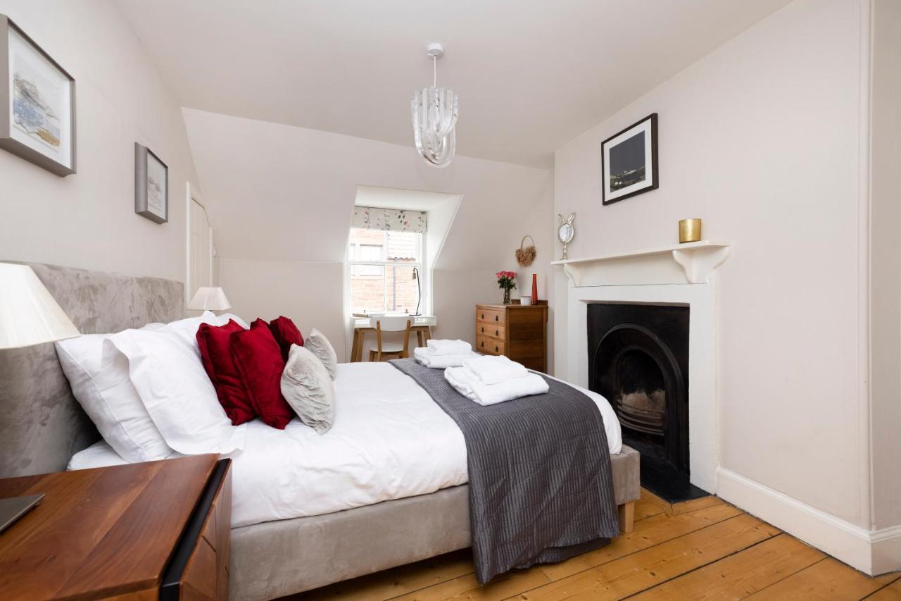 2 Bed Haywood Cottage With Garden Stenton Екстериор снимка